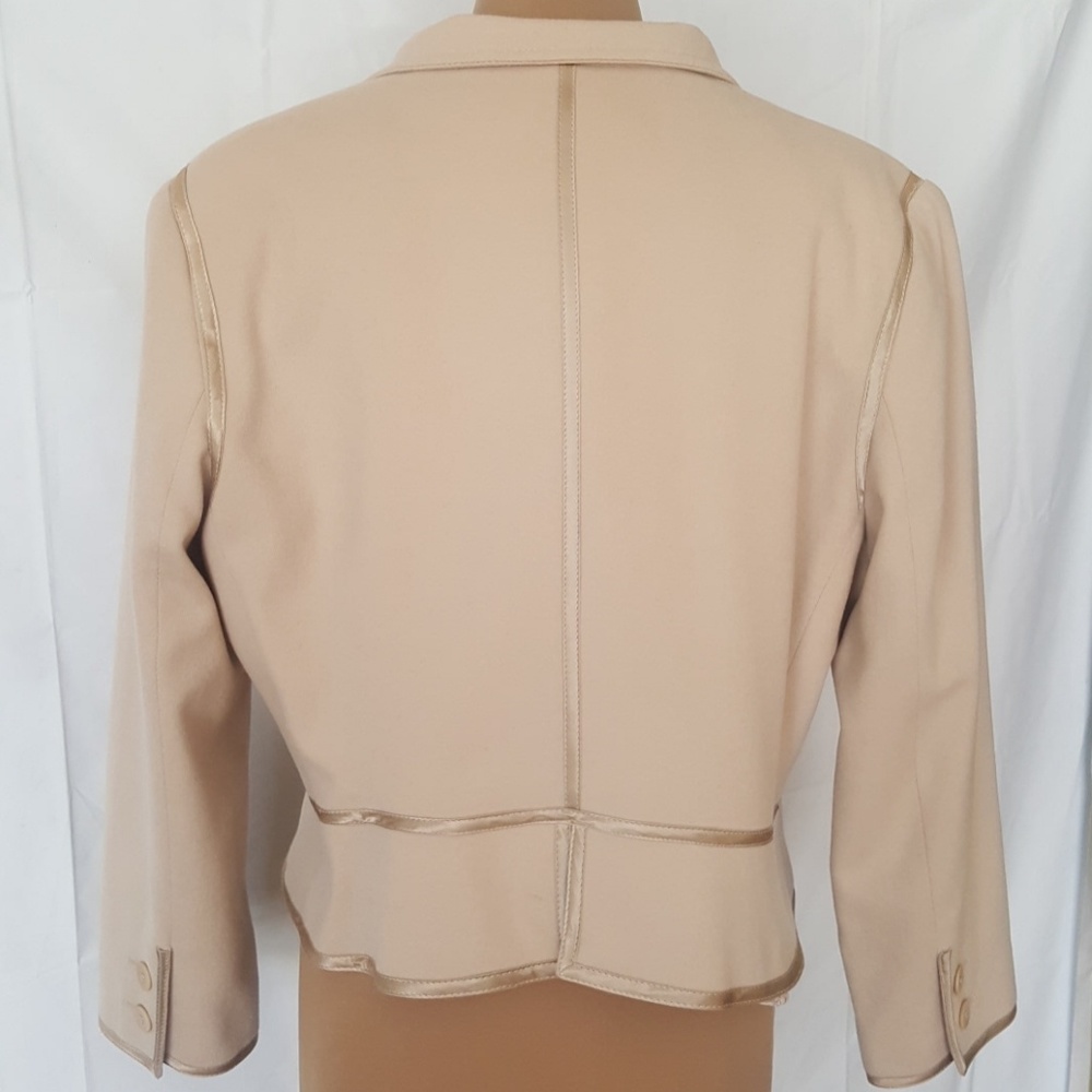 Louis Feraud jacket - Picture 4 of 6